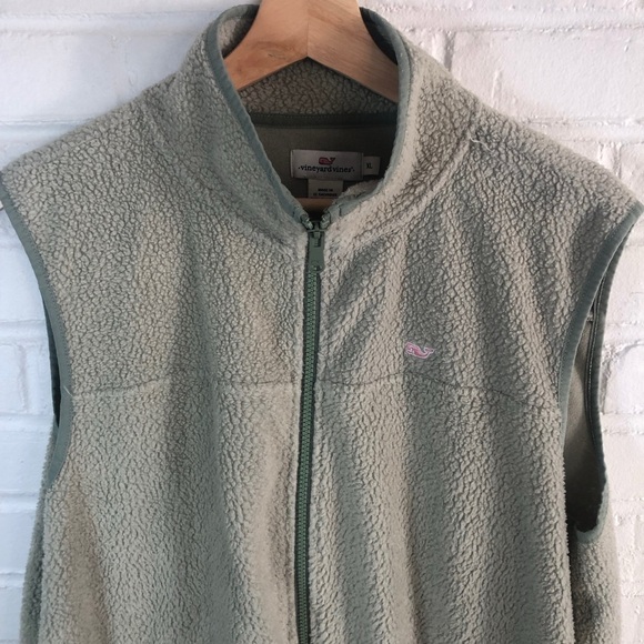 Vineyard Vines Men’s Sweater Vest - Picture 3 of 9